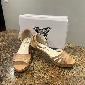 Marc Defang, Size 7, Gently Used, Nude Pumps. Smoke Free Home